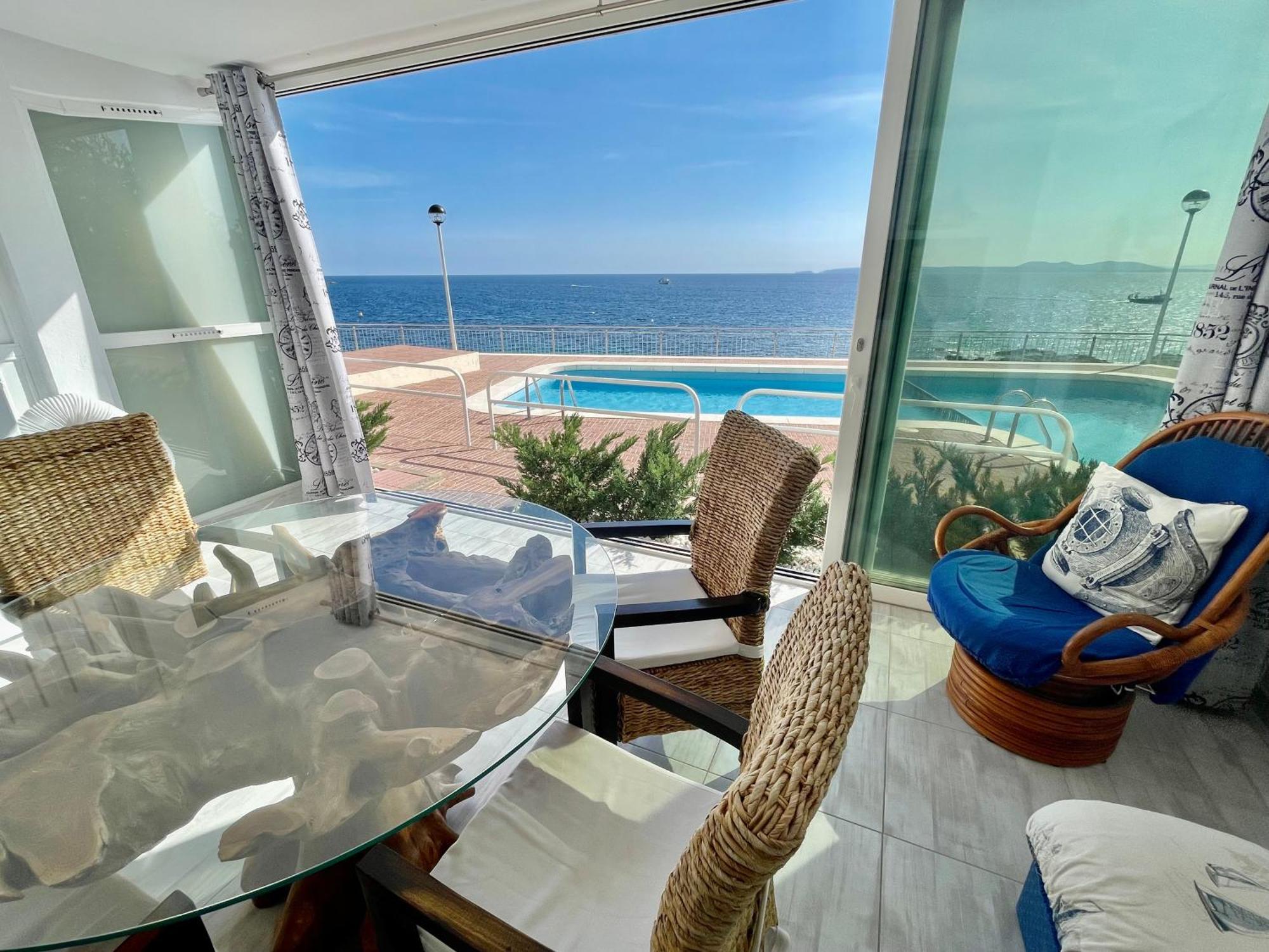 Magnifique Appartement En Front De Mer, Caneylles โรเซส ภายนอก รูปภาพ